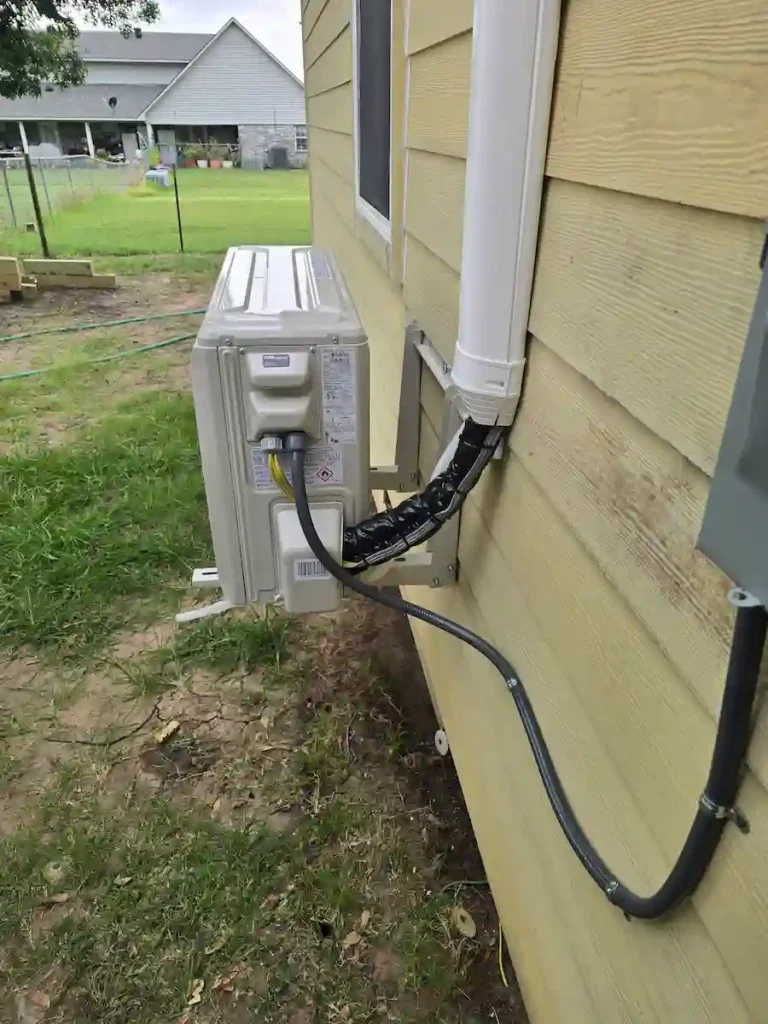 hvac-technician-installing-ductless-system-san-antonio